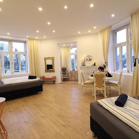 Disc Cozy Rooms In Liesing Відень Екстер'єр фото