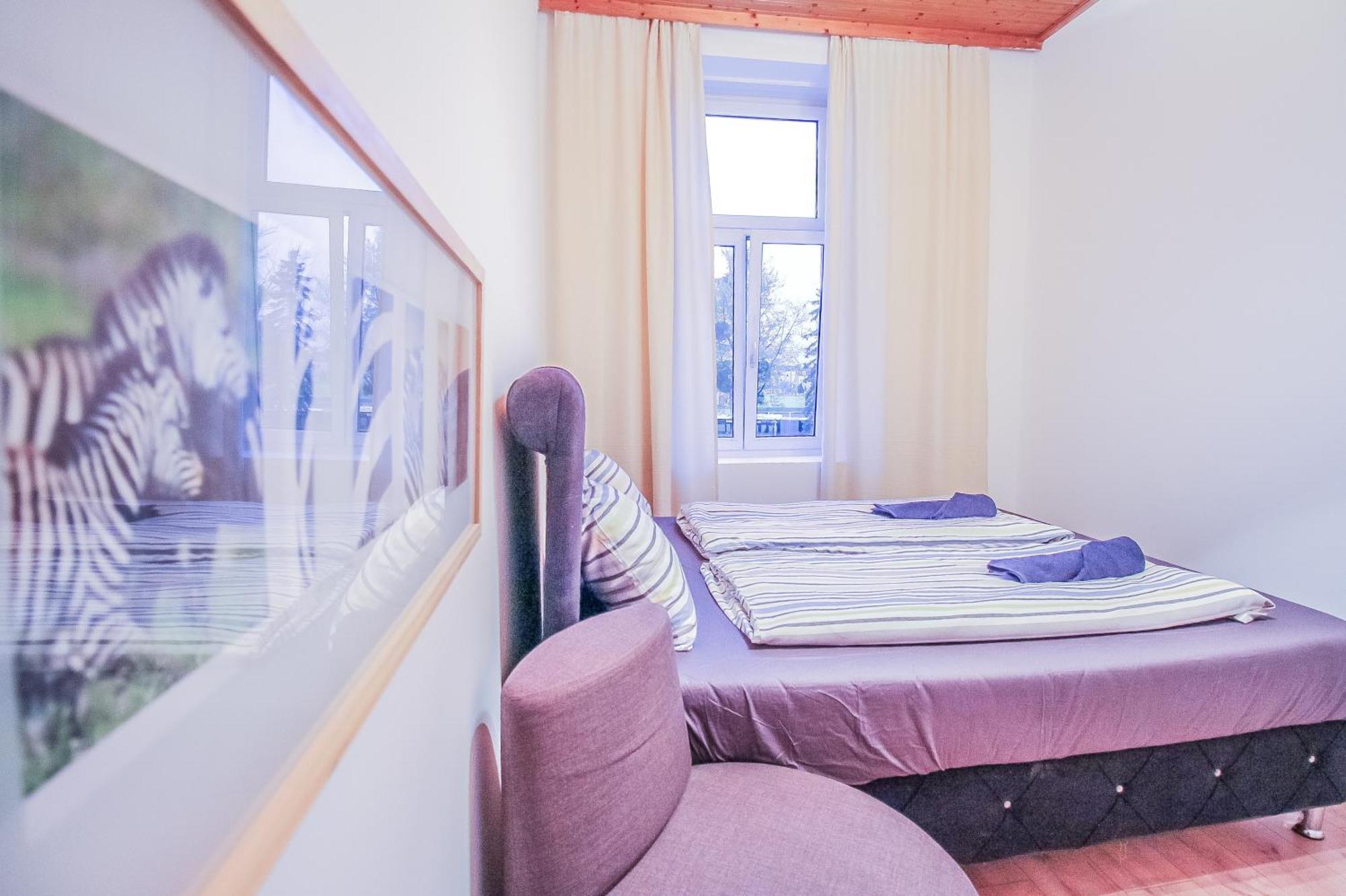 Disc Cozy Rooms In Liesing Відень Екстер'єр фото