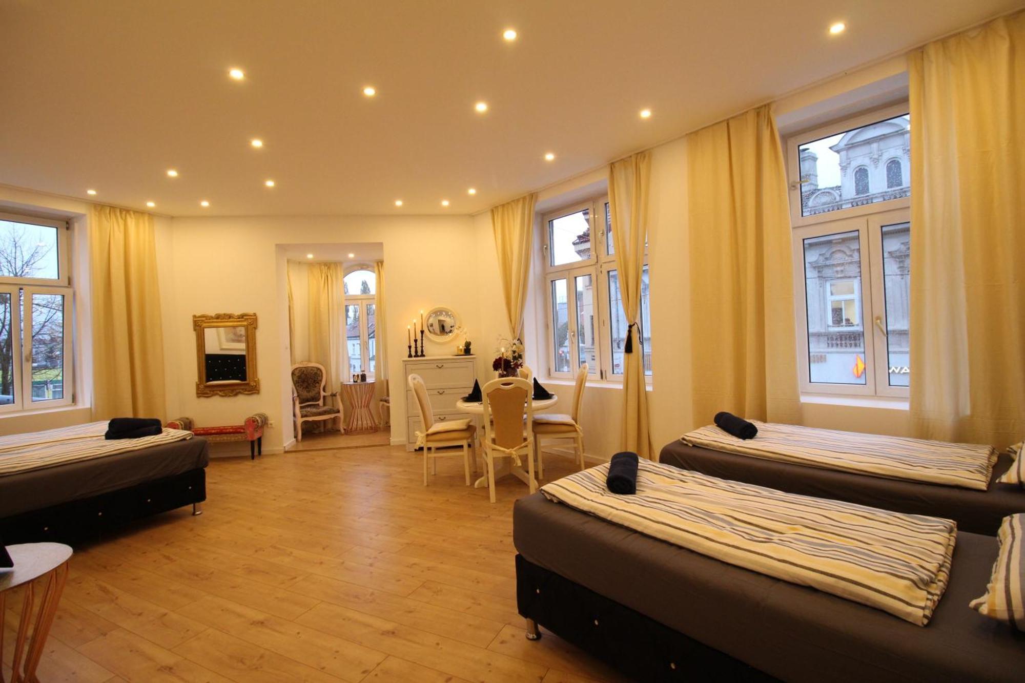 Disc Cozy Rooms In Liesing Відень Екстер'єр фото