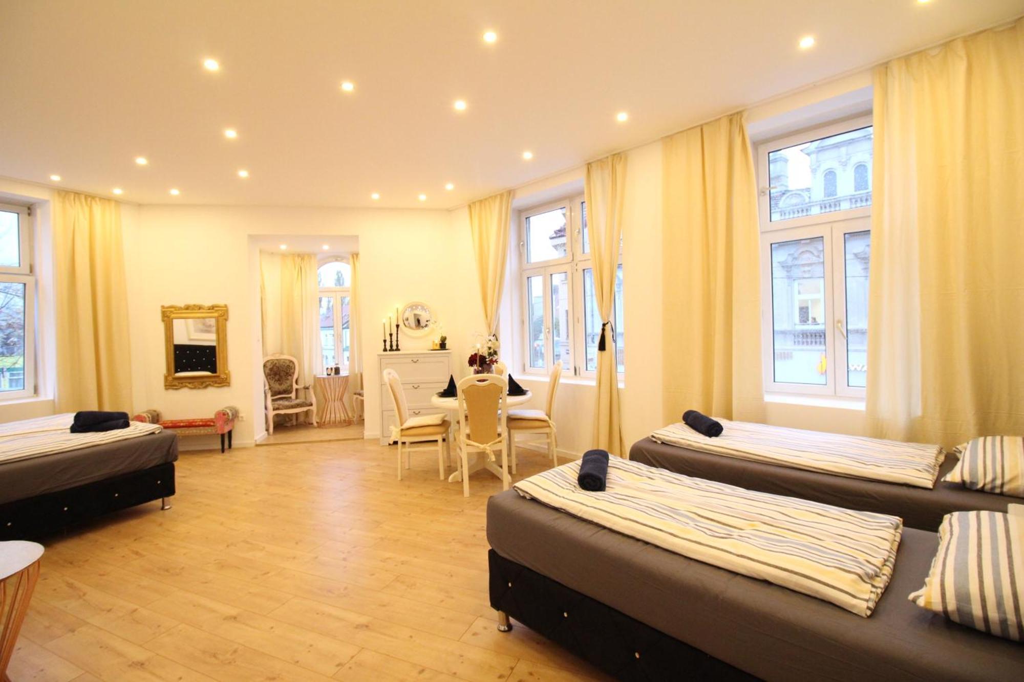 Disc Cozy Rooms In Liesing Відень Екстер'єр фото